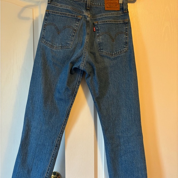 Levi’s Wedgie Straight Jeans - Picture 5 of 5